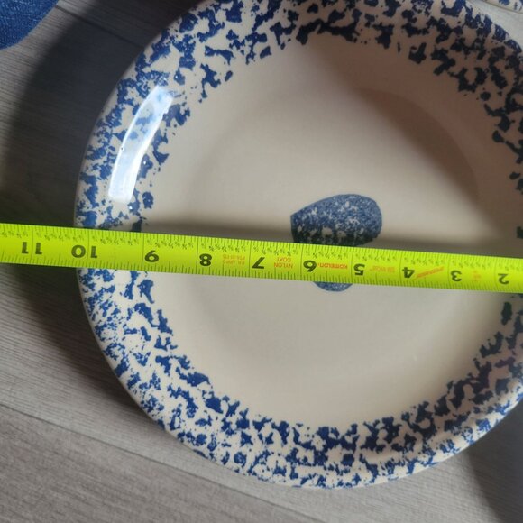 Set Of 4 Heartland Folk Plates With Blue Heart & Speckled Rim Ceramic Dinnerware - Picture 4 of 7